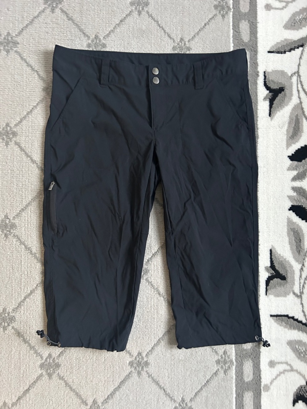 Columbia Black Women's Capri Hiking Pants